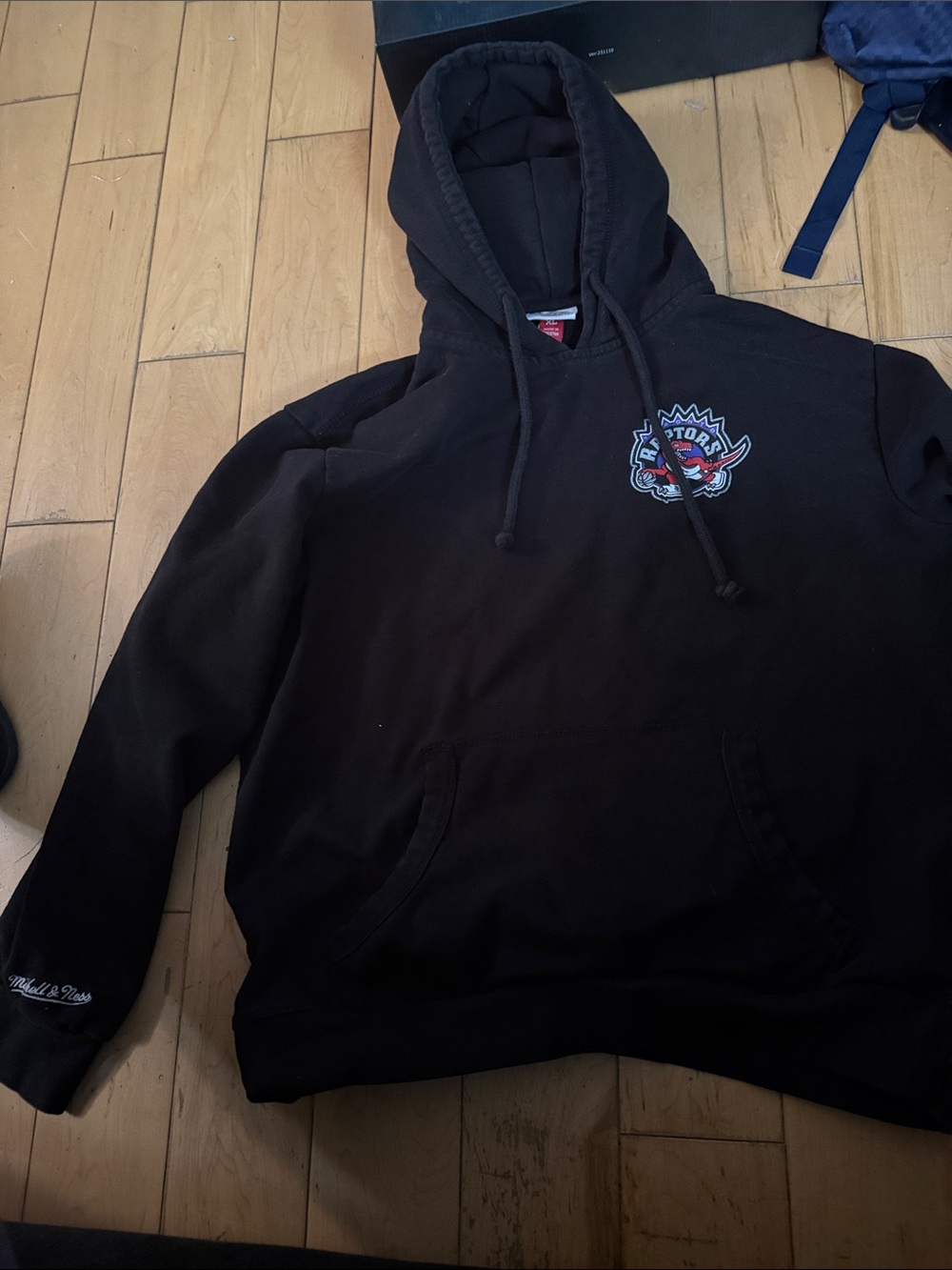 Mitchell & Ness Black Toronto Raptors Hoodie with Team Crest